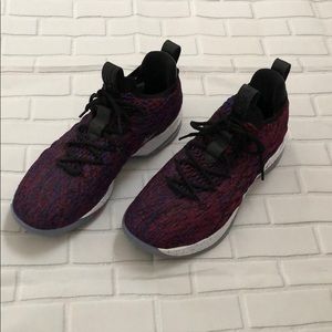 💥SOLD💥Lebron 15 Low “Supernova”